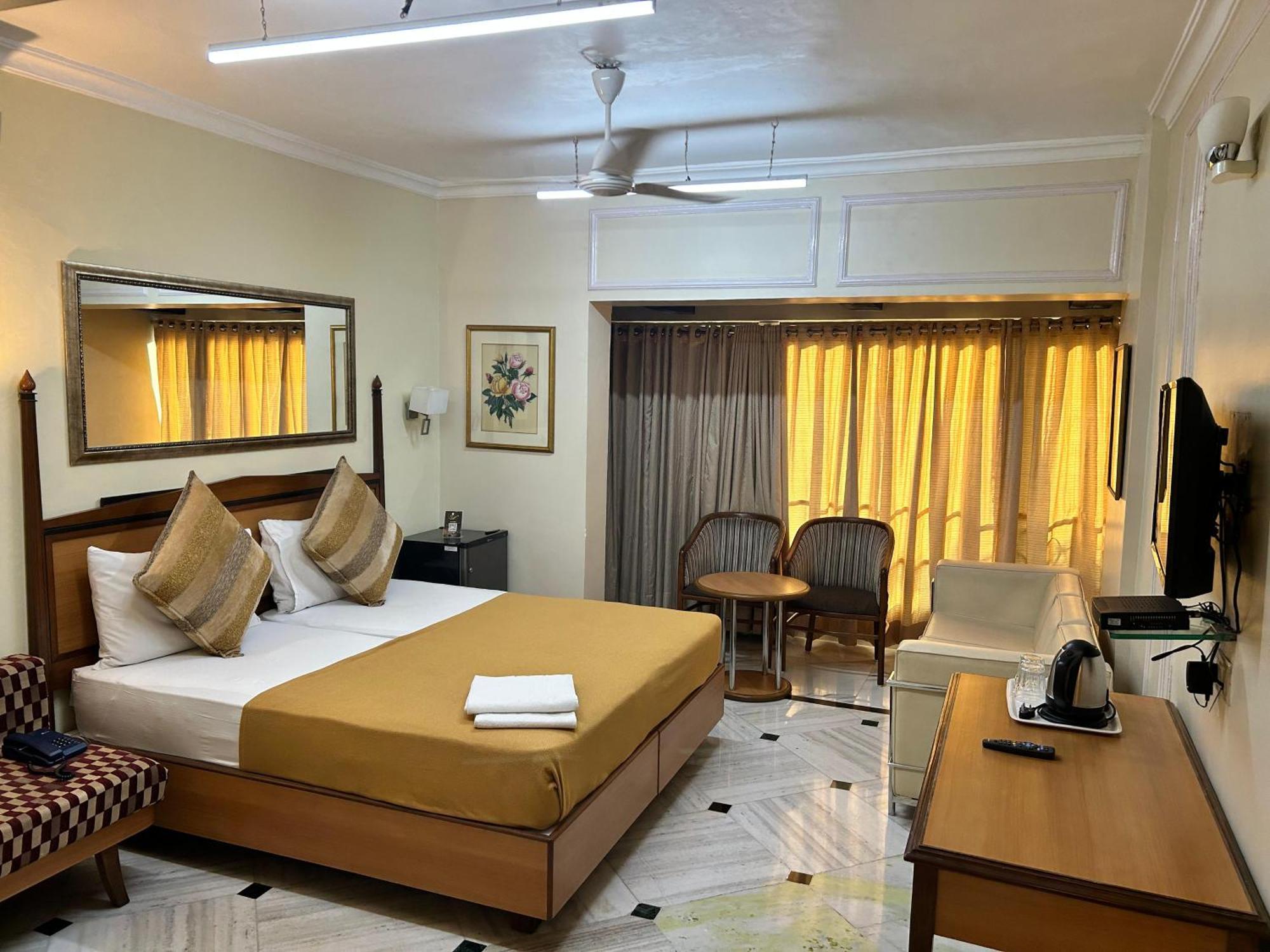 Royal Park Hotel Dockyard Bombay Extérieur photo